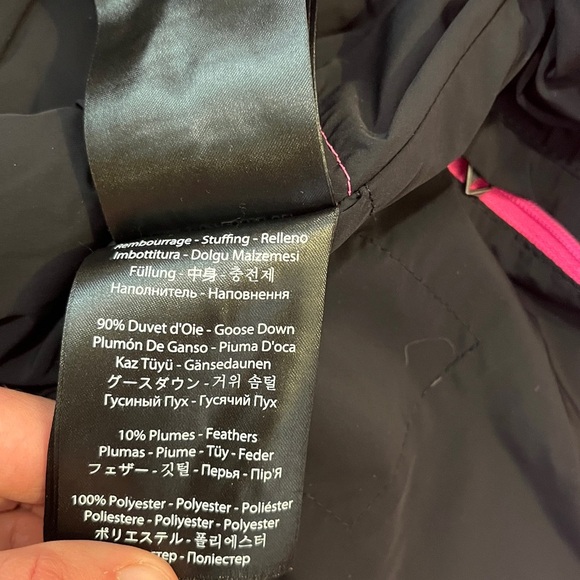 Mackage Roselyn Light Down Puffer Ski Jacket / Coat Fuchsia Sz Medium - Picture 6 of 9